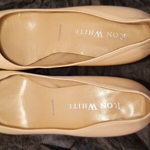 Ron White Women's Cream Heels